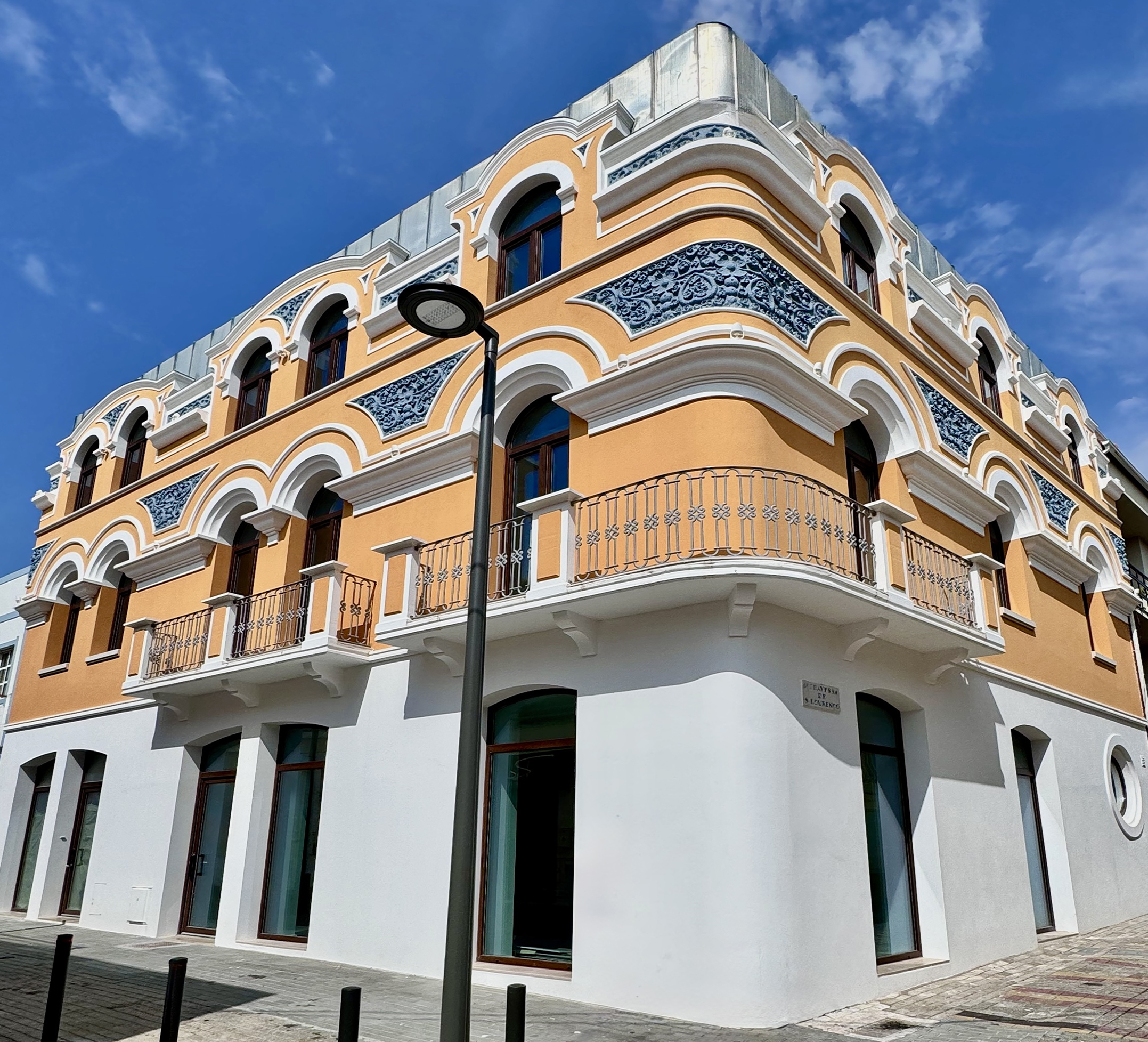 Glamour Apartments Facade